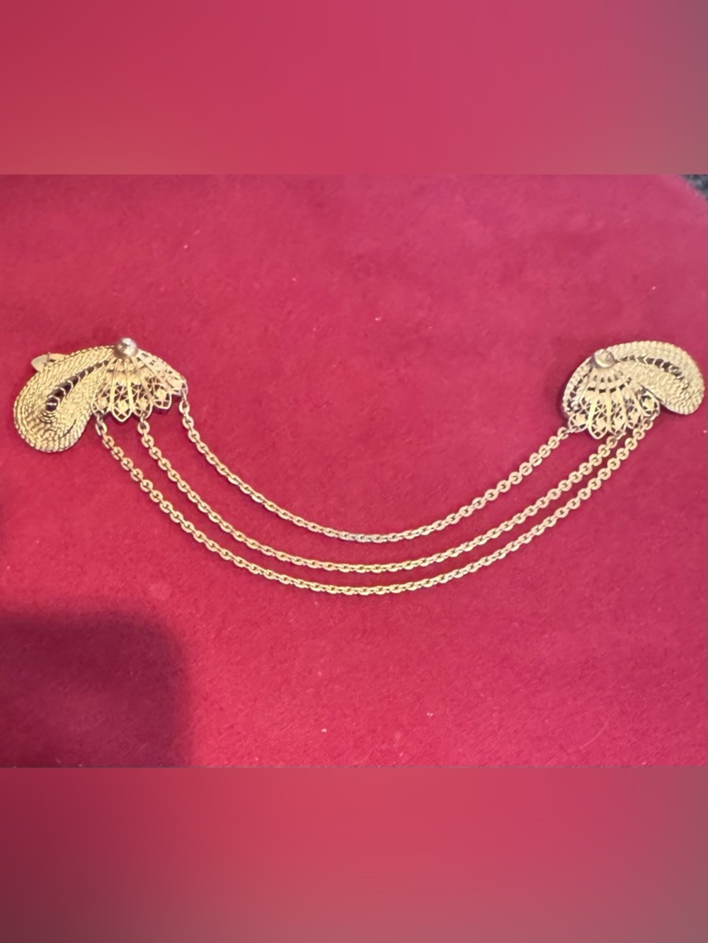 Vintage Sweater Guard—Unsigned, Gold Tone Fan Design w/ Filigree, 3 chains